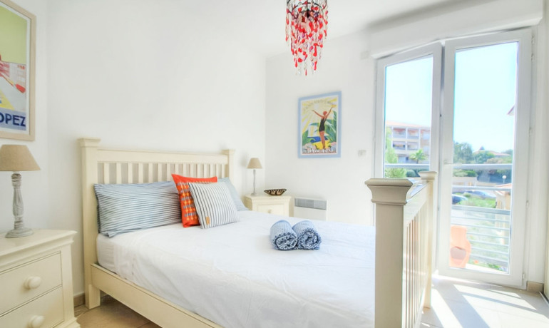 Apartament Adenina